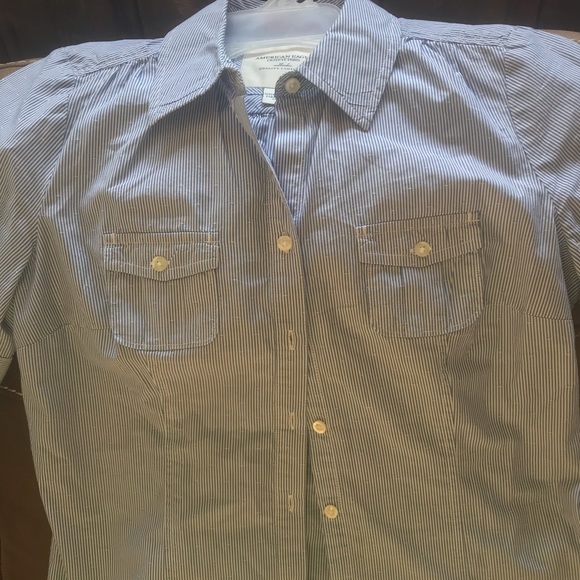 American Eagle outfitters size 4 pin stripe blouse - Picture 5 of 5